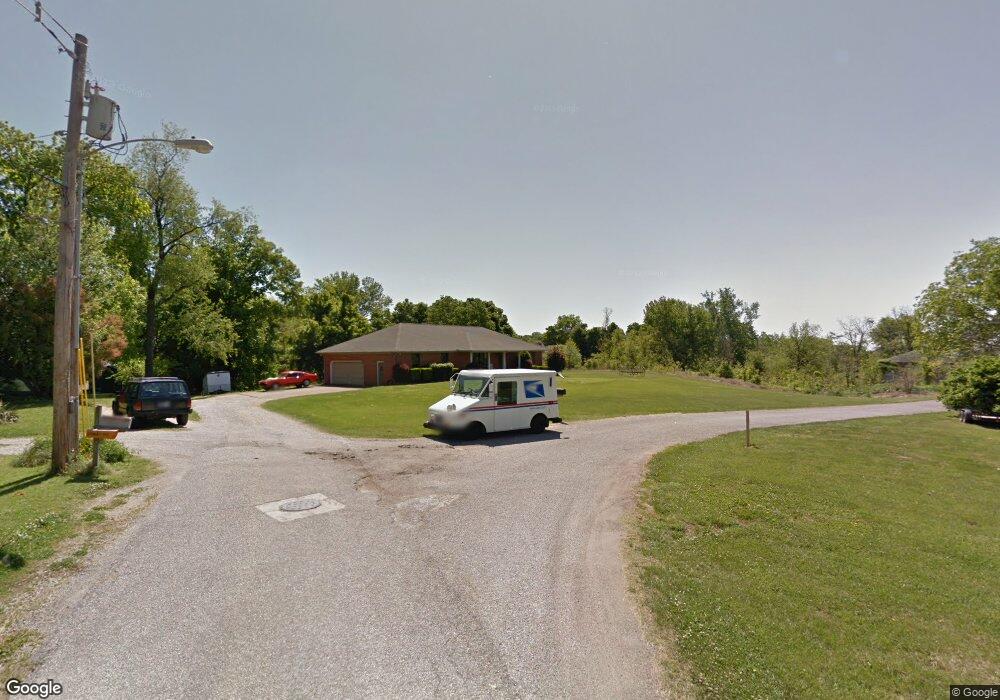 821 E Main St, Newburgh, IN 47630 - photo 1