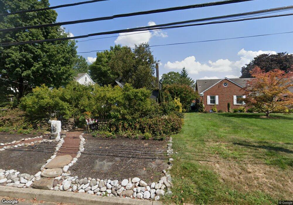 533 S Main St, Hightstown, NJ 08520 - photo 1