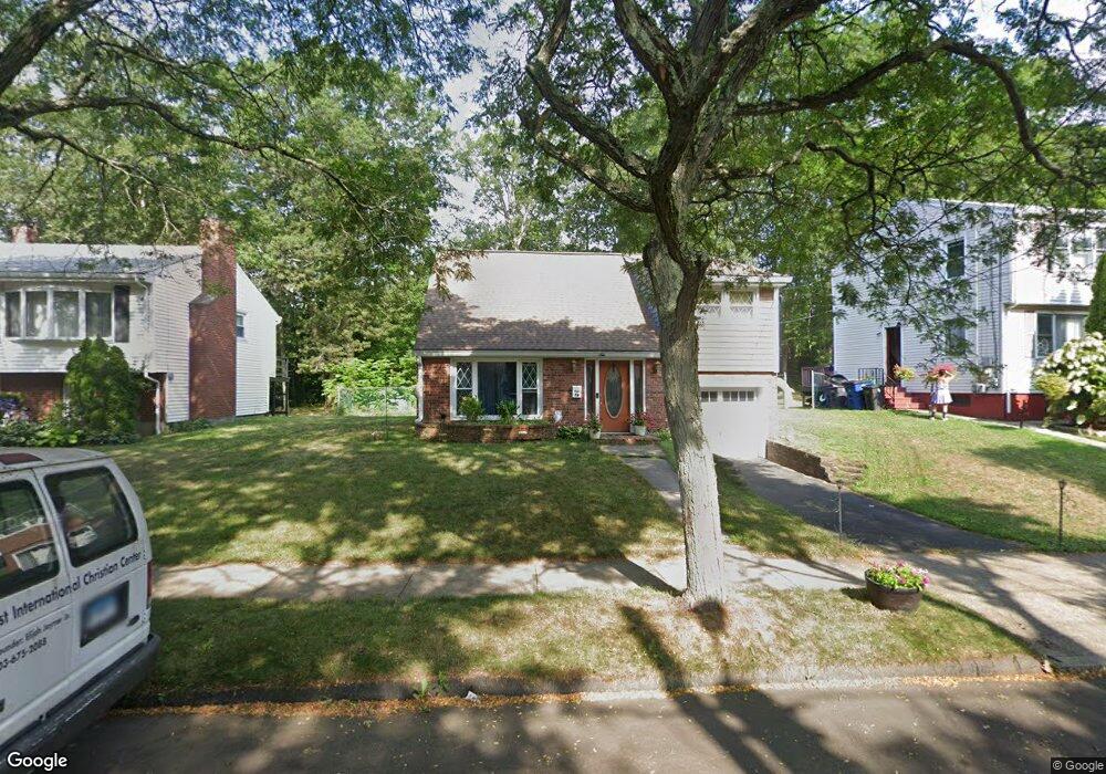 76 Highview Ln, New Haven, CT 06513 - photo 1