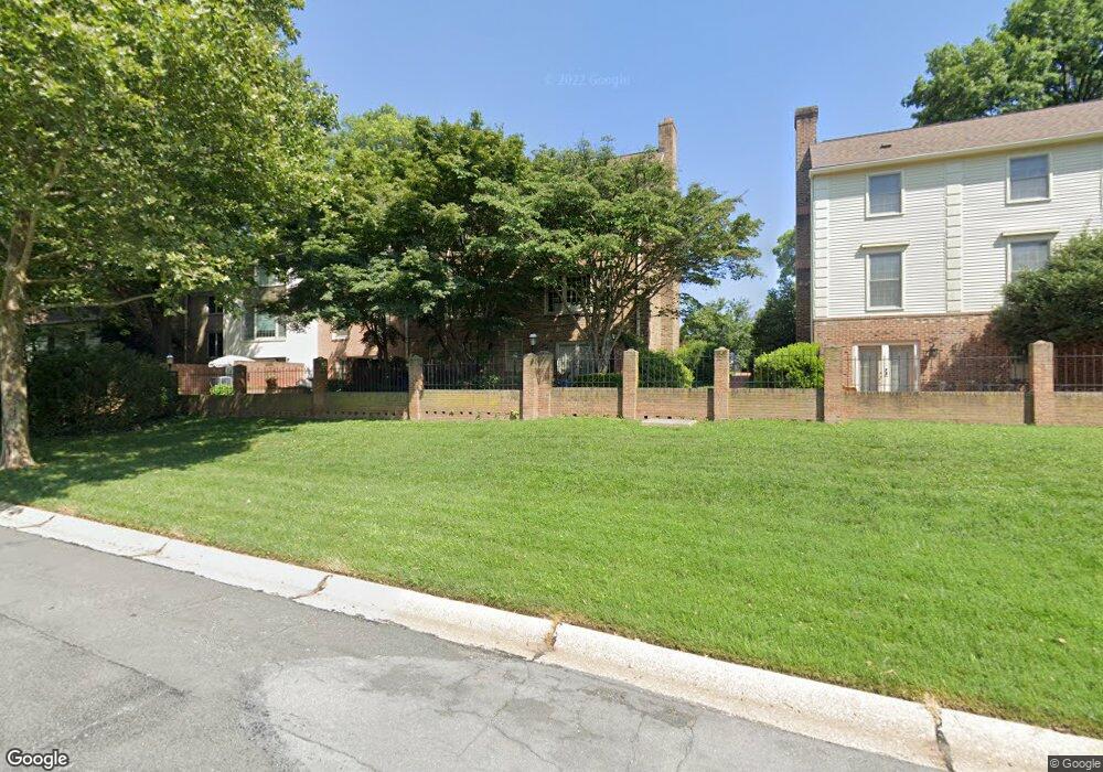 10900 Wickshire Way, Rockville, MD 20852 - photo 1