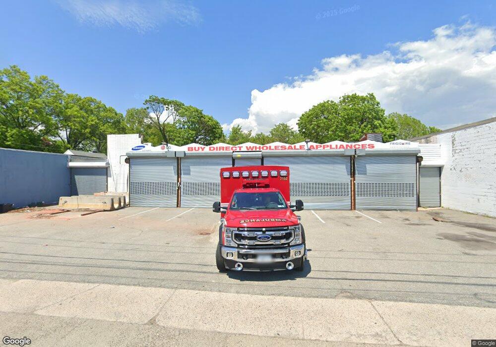 1082 Hempstead Turnpike, Franklin Square, NY 11010 - photo 1