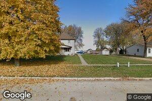 221 2nd St, Hull, IA 51239