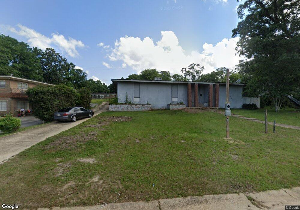 1907 Oak Knoll Cir, Mobile, AL 36607 - photo 1