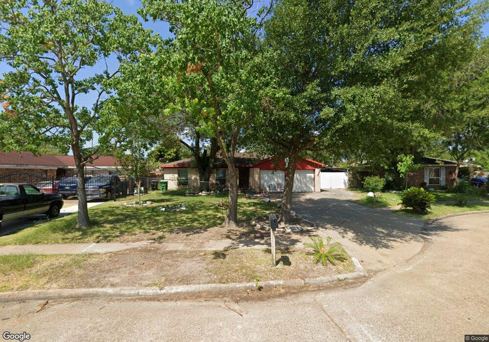 8823 Glen Shadow Dr, Houston, TX 77088 - photo 1