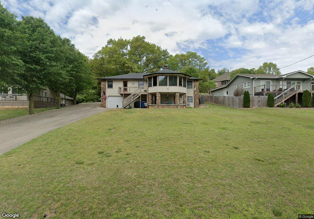 74 Mayfair Dr, Bella Vista, AR 72715 - photo 1