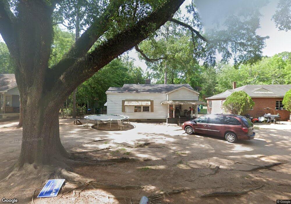 1310 W Whitney Ave, Albany, GA 31707 - photo 1