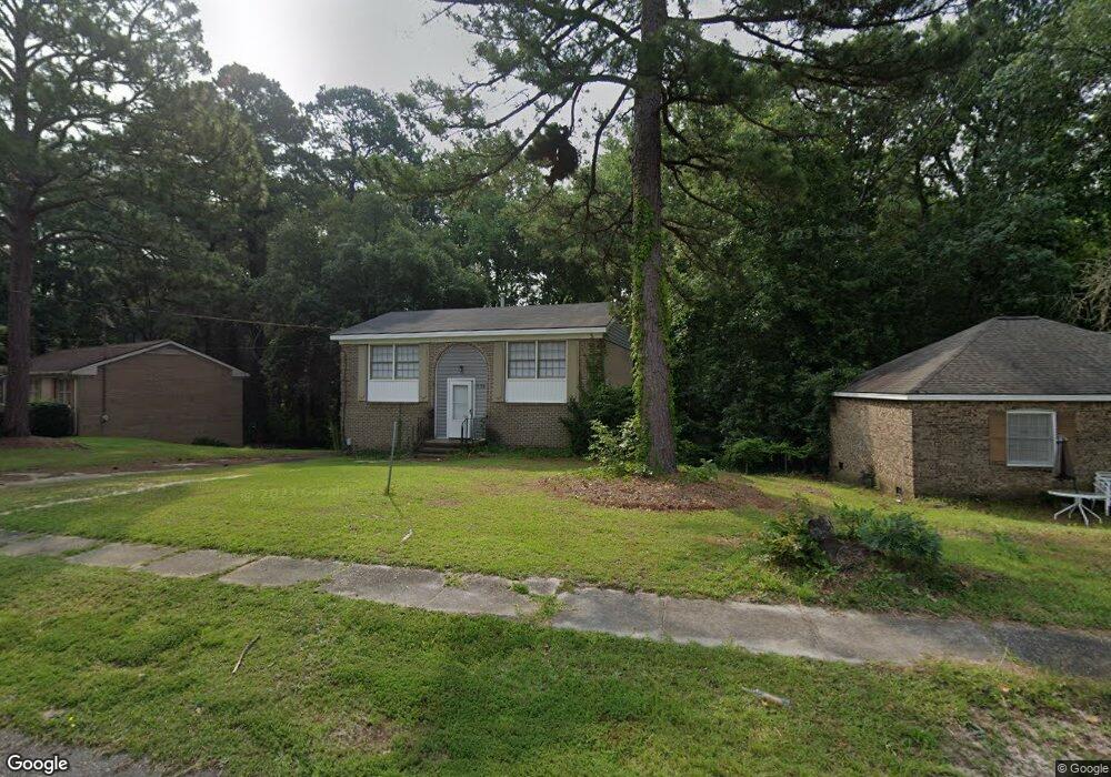 735 Ashbrook Rd, Fayetteville, NC 28314 - photo 1