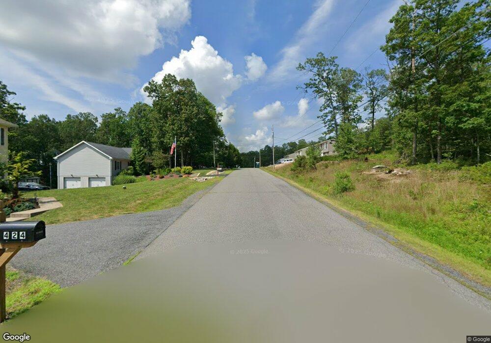 126 Cedar Dr, Butler Township, PA 18222 - photo 1