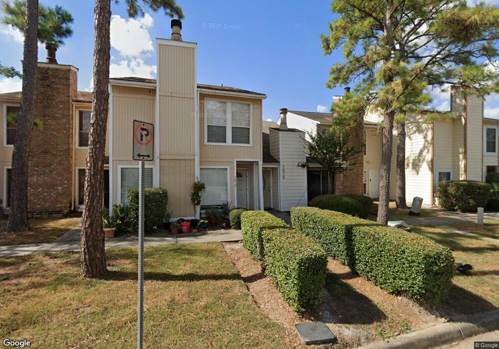 7819 Challie Ln unit 7819, Houston, TX 77088 - photo 1
