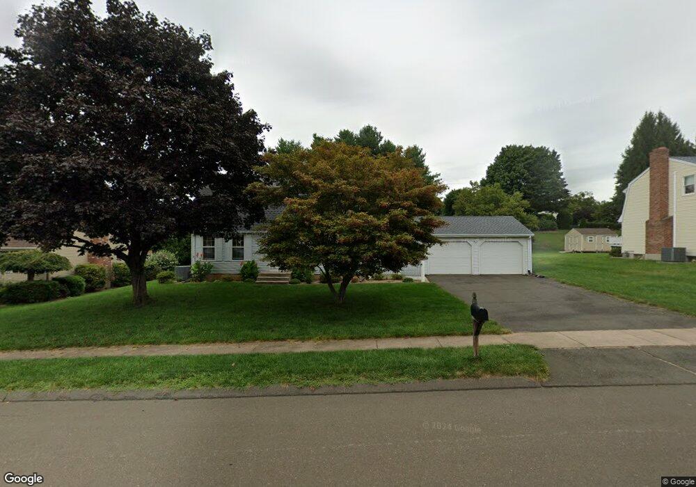 183 Dunham Dr, Berlin, CT 06037 - photo 1