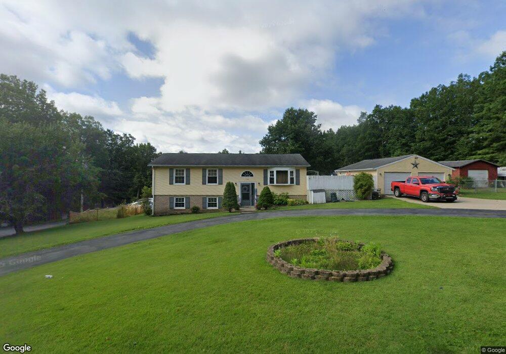 356 Canterbury Dr, Shady Spring, WV 25918 - photo 1