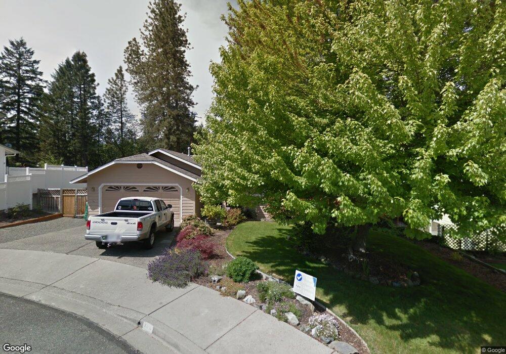 310 NW Sinclair Dr, Grants Pass, OR 97526 - photo 1