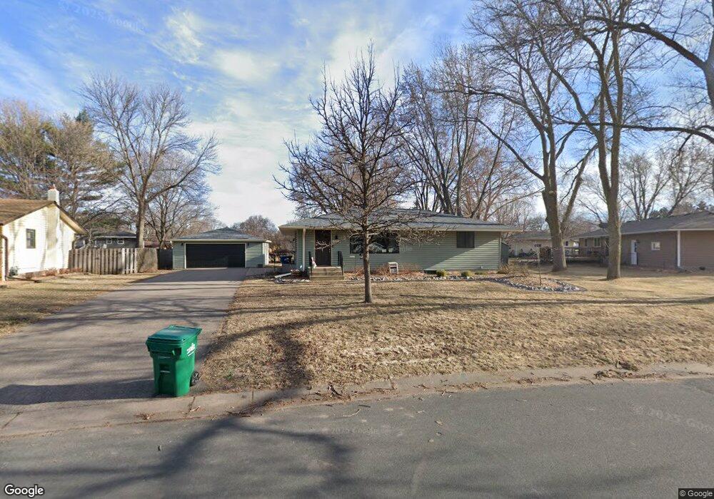 10026 Pilgrim Way N, Maple Grove, MN 55369 - photo 1