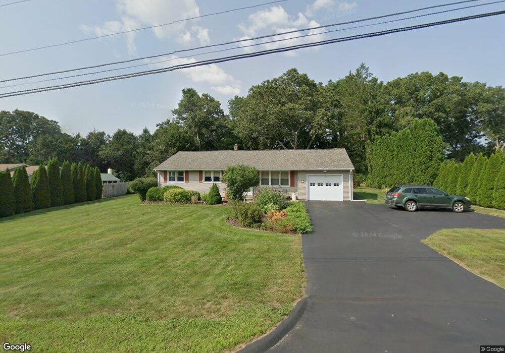 32 Welsh St, Danielson, CT 06239 - photo 1