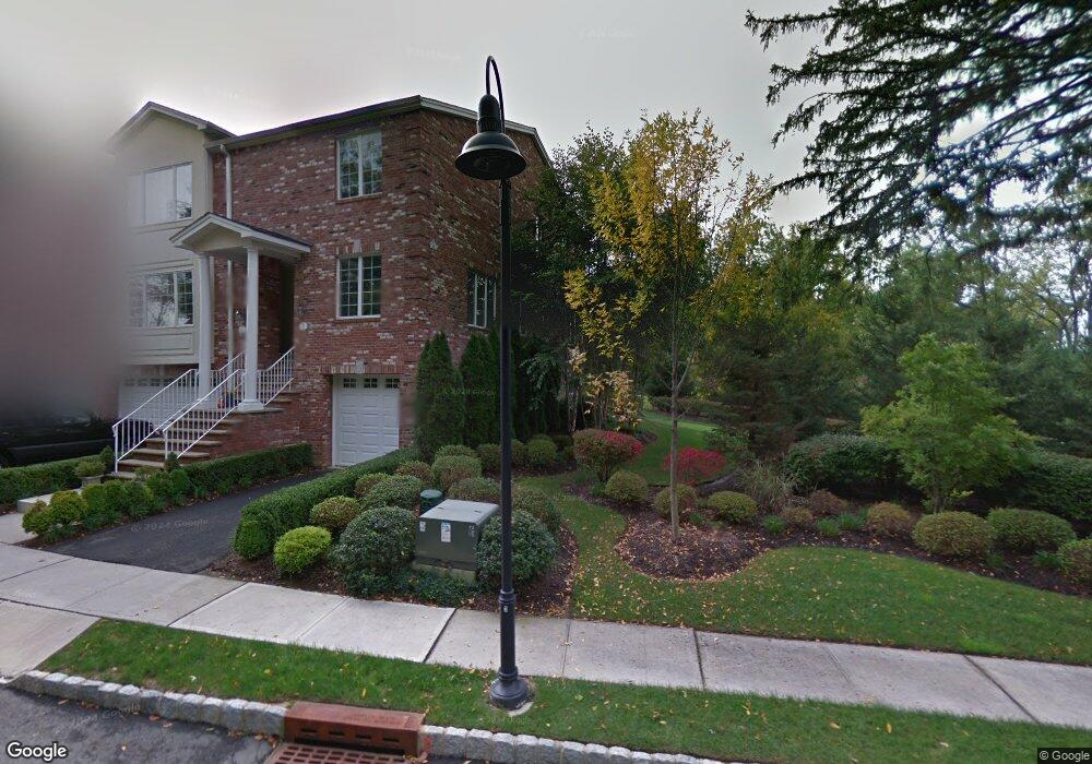 2 Skymark Ct, Upper Saddle River, NJ 07458 - photo 1