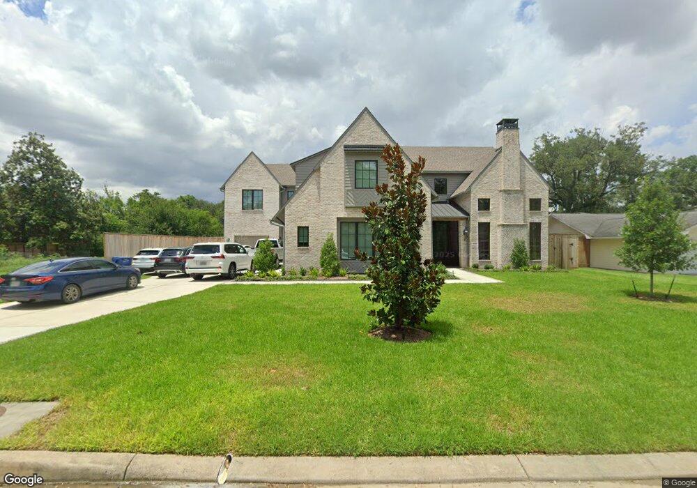 8710 Lanell Ln, Houston, TX 77055 - photo 1