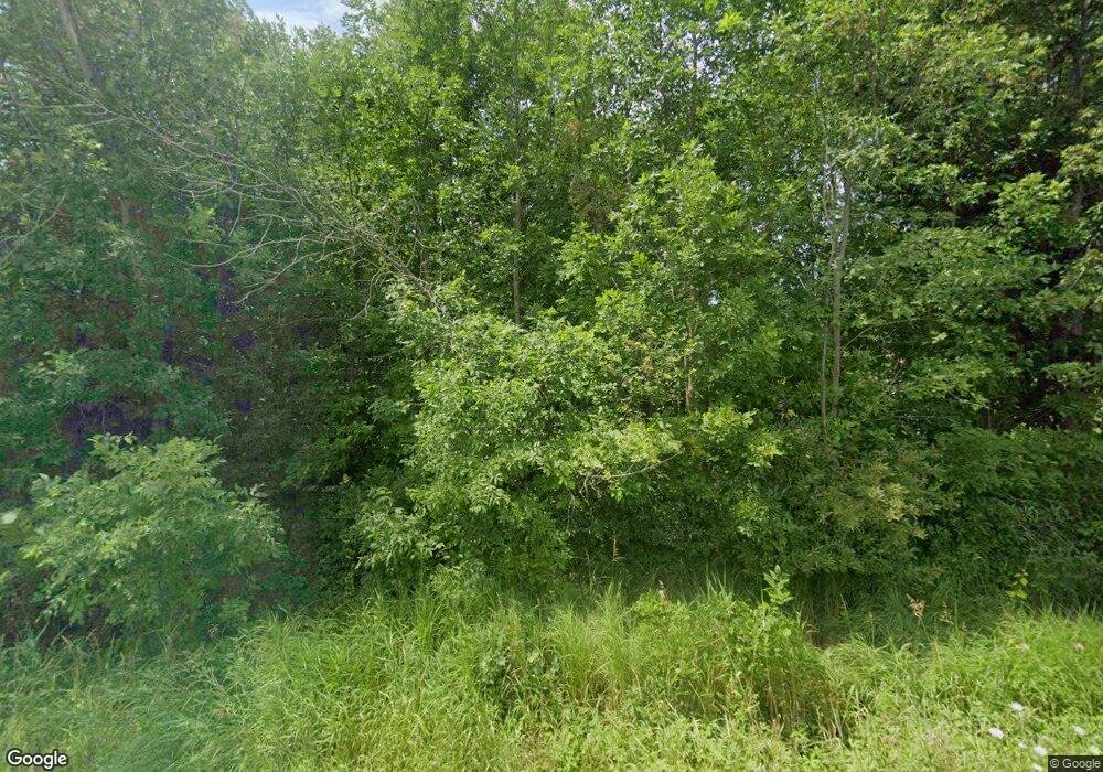 1285 N Hoover Ave, Gladwin, MI 48624 - photo 1