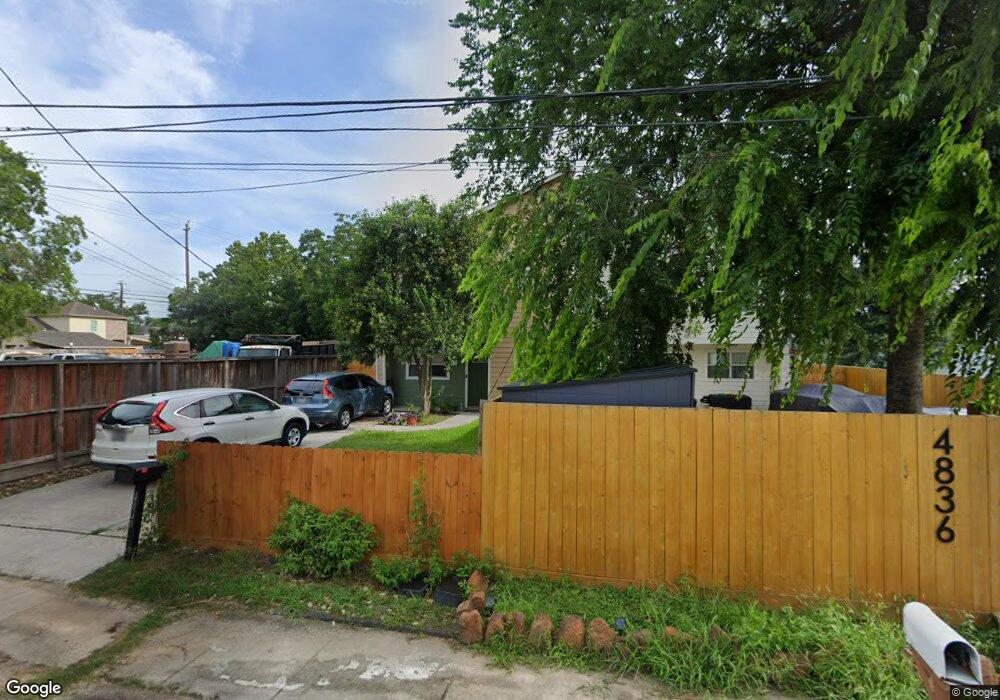 4838 Broom St, Houston, TX 77091 - photo 1