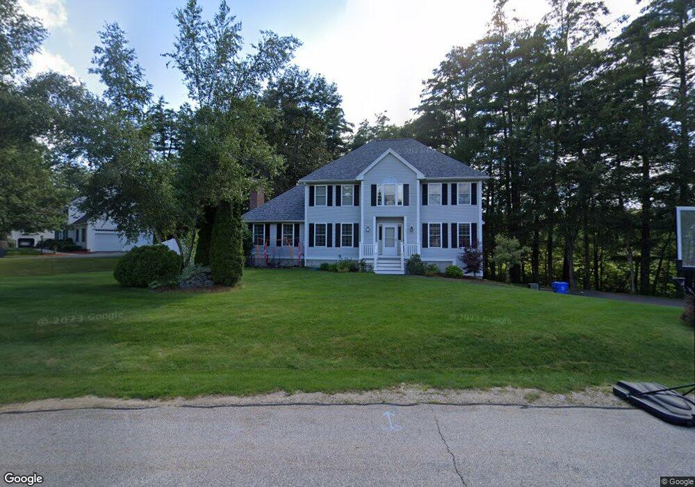 7 Sterling Dr, Londonderry, NH 03053 - photo 1