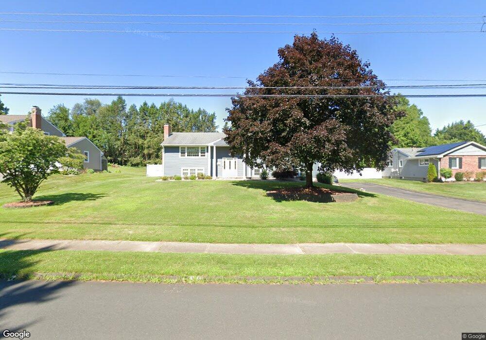 151 Carriage Hill Dr, Wethersfield, CT 06109 - photo 1