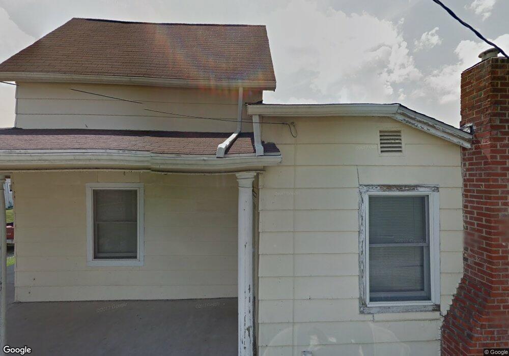 452 S 4th St, Frankfort, IN 46041 - photo 1