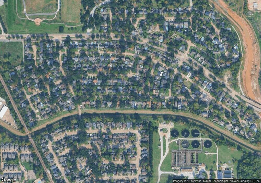 5014 Oak Shadows Dr, Houston, TX 77091 - photo 1