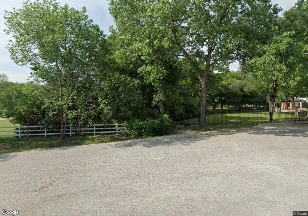 1704 Adams Ln, Azle, TX 76020 - photo 1