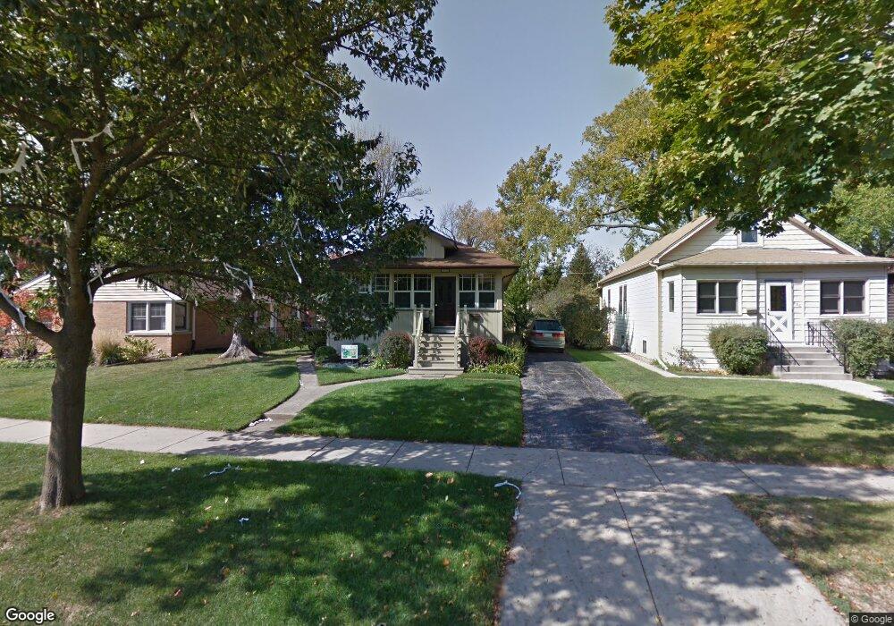 252 N Willow Rd, Elmhurst, IL 60126 - photo 1