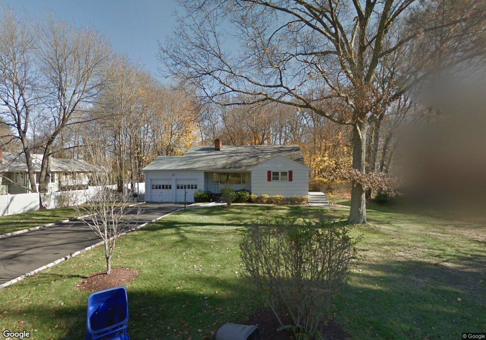 3 Hunters Ln, Norwalk, CT 06850 - photo 1