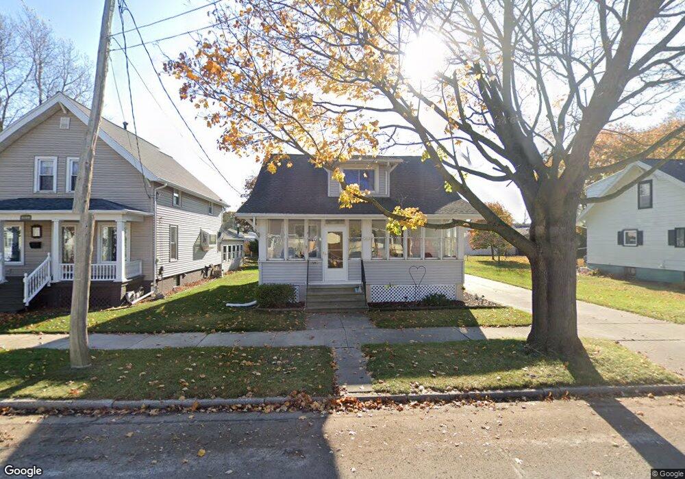 1803 29th St, Two Rivers, WI 54241 - photo 1