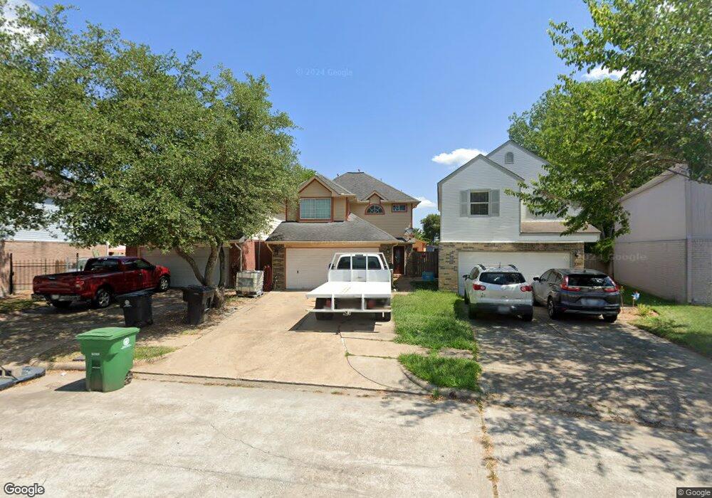 9327 Kingsflower Cir, Houston, TX 77075 - photo 1