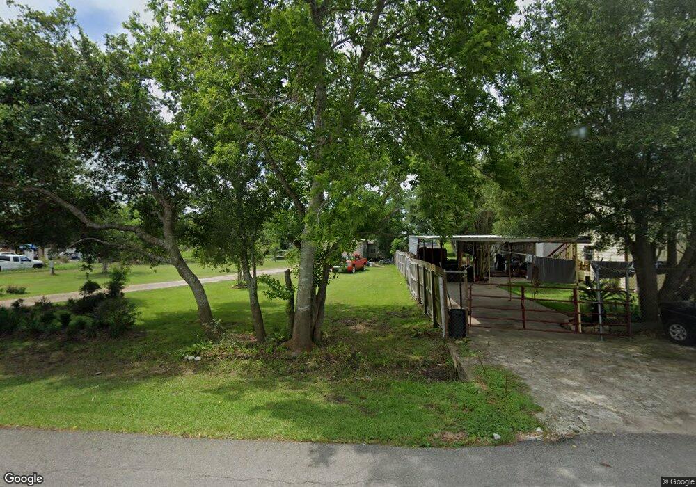 579 County Road 296a, Alvin, TX 77511 - photo 1