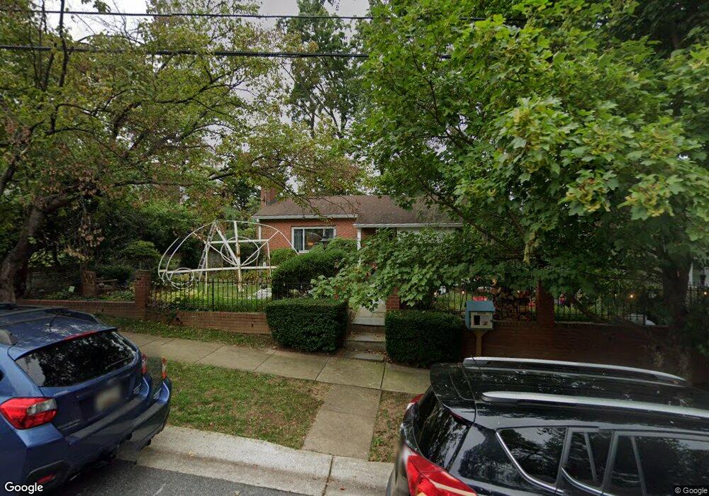 1701 Sanford Rd, Silver Spring, MD 20902 - photo 1