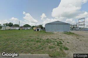 214 S 9th St, Wishek, ND 58495