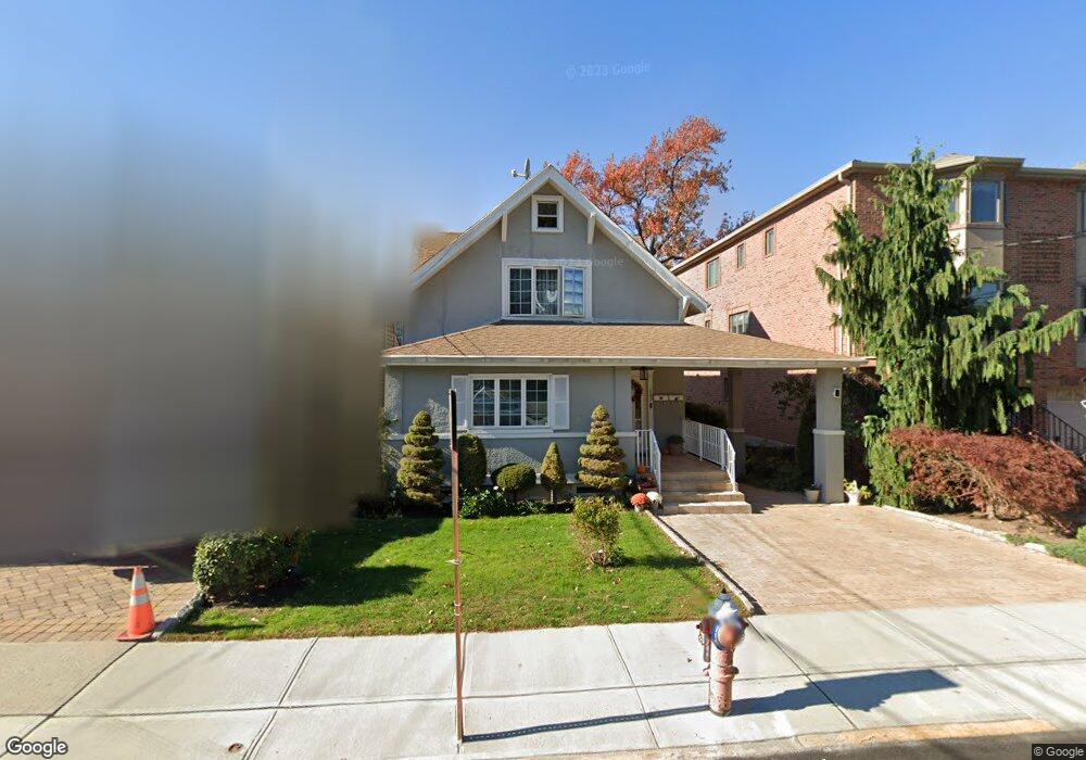 707 Grove Ave, Cliffside Park, NJ 07010 - photo 1