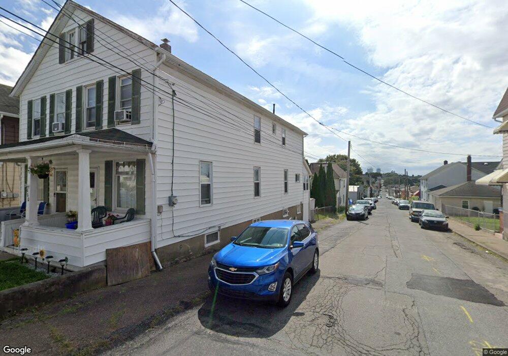 660 N Vine St, Hazleton, PA 18201 - photo 1