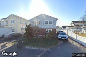 536 Manchester St, Seabrook, NH 03874