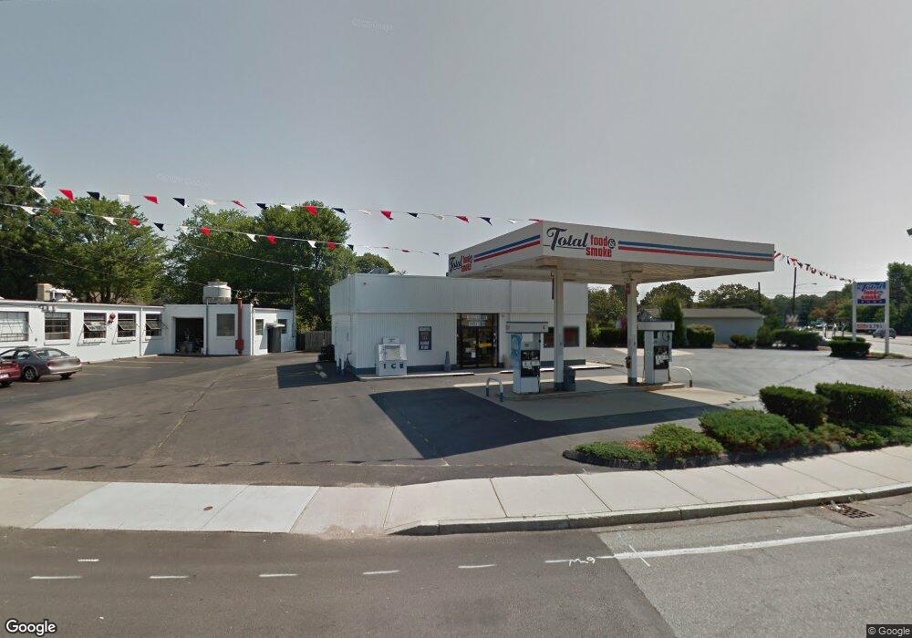 970 Willett Ave, Riverside, RI 02915 - photo 1