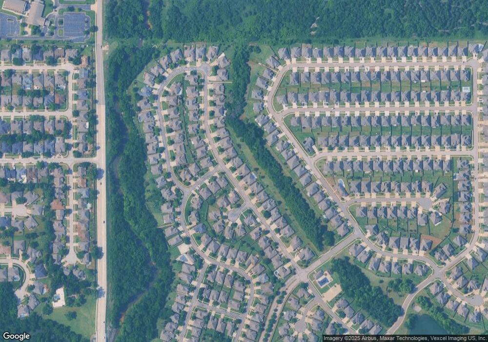 19708 Crest Ridge Dr, Edmond, OK 73012 - photo 1