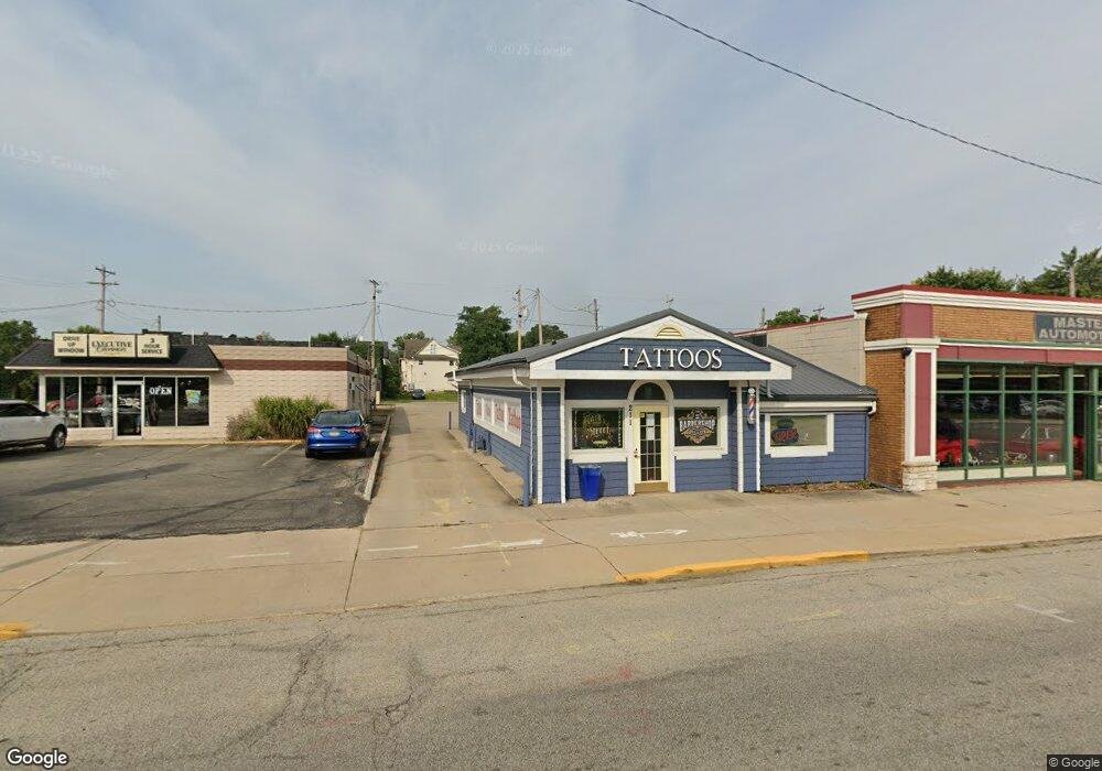 211 N Main St, Elkhart, IN 46516 - photo 1