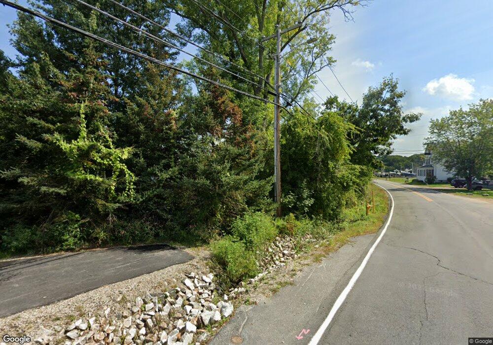 32 Pleasant St, Kittery, ME 03904 - photo 1