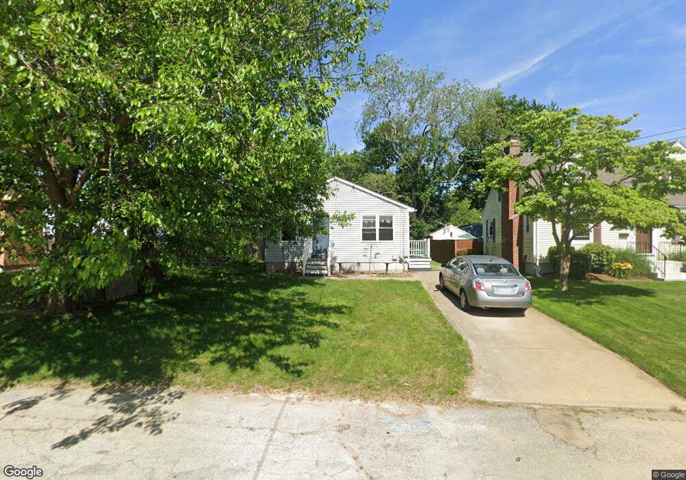 178 Holmes Rd, Warwick, RI 02888 - photo 1