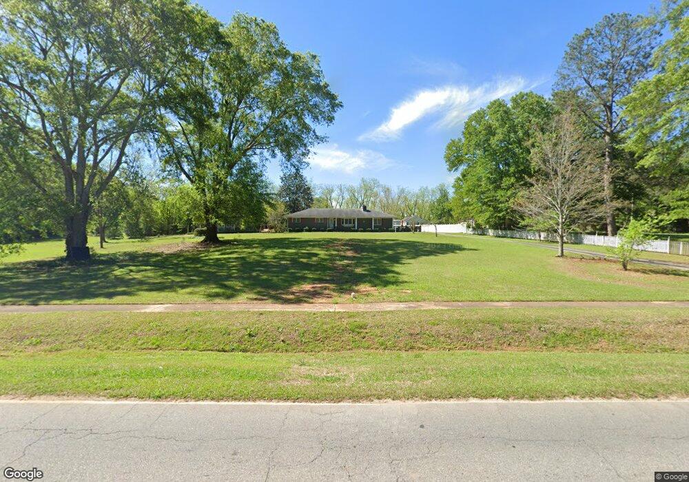 610 Zebulon St, Barnesville, GA 30204 - photo 1