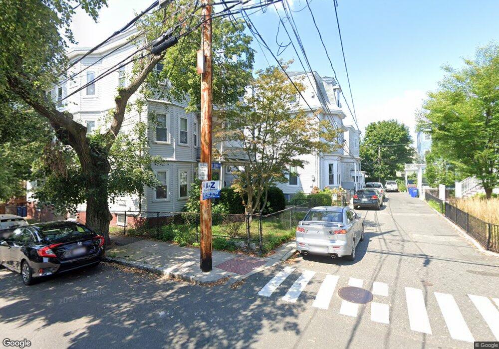 4-6 Gilson Terrace unit 2, Somerville, MA 02143 - photo 1