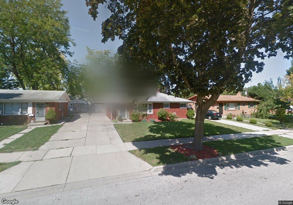 2412 N Jackson St, Waukegan, IL 60087 - photo 1