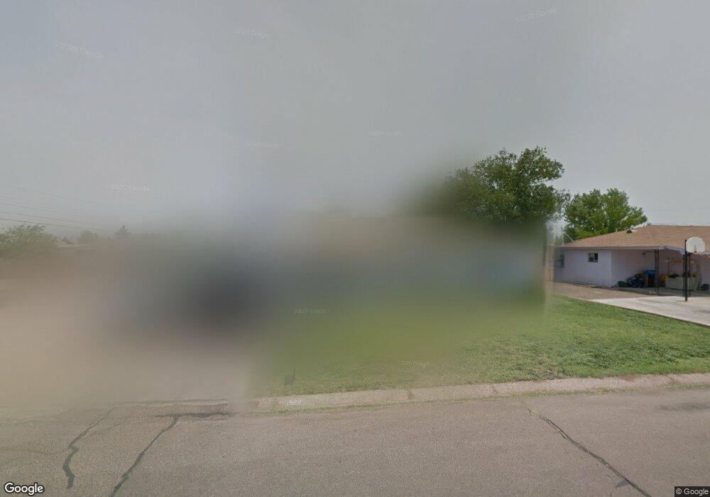 1569 Frederic Dr, Douglas, AZ 85607 - photo 1