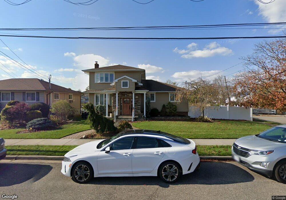 3228 Neptune Ave, Oceanside, NY 11572 - photo 1