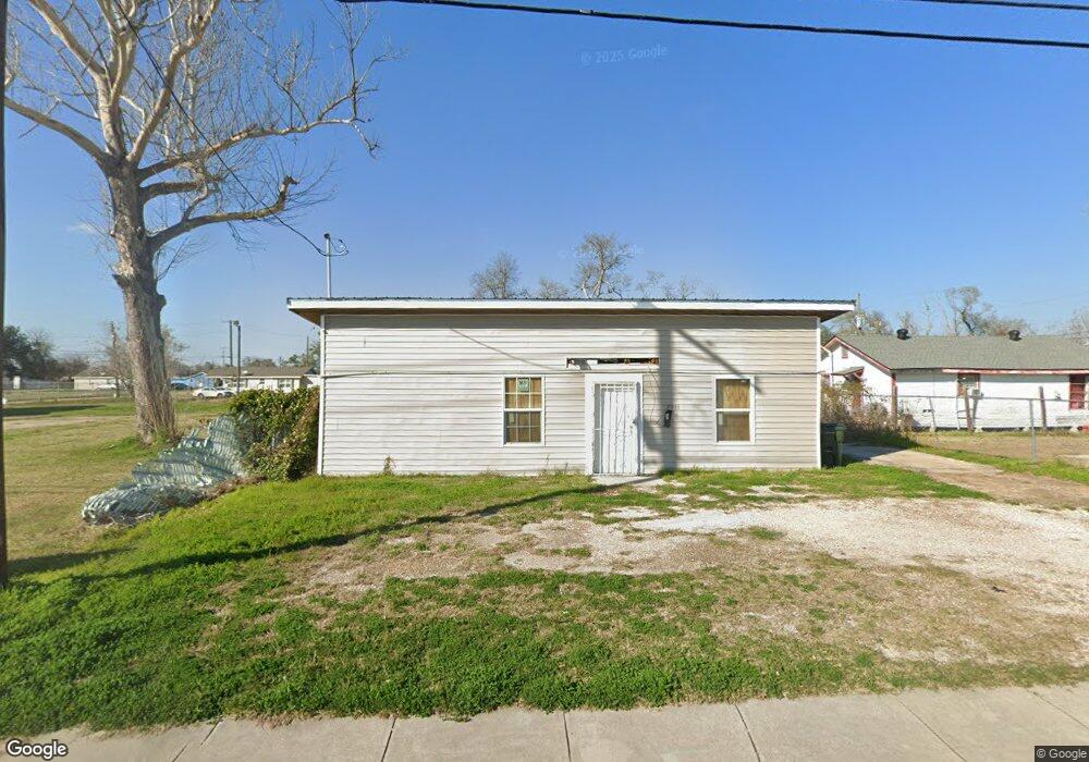 2311 Medora St, Lake Charles, LA 70601 - photo 1