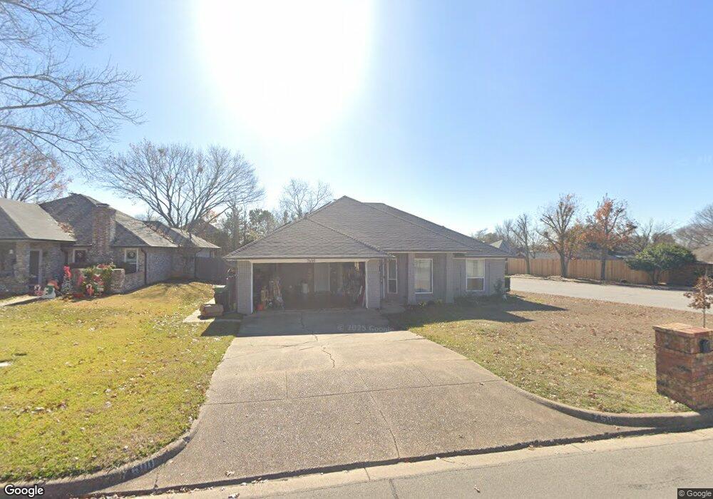 7600 Kimberly Ct, North Richland Hills, TX 76182 - photo 1