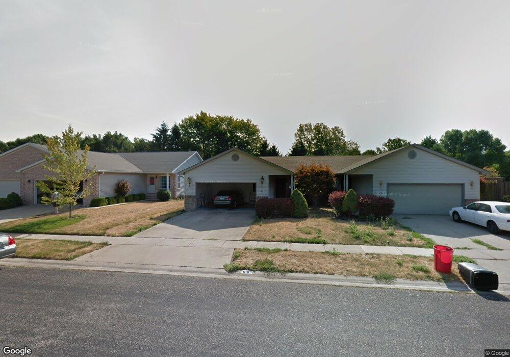 618 Westwinds Dr, Jacksonville, IL 62650 - photo 1